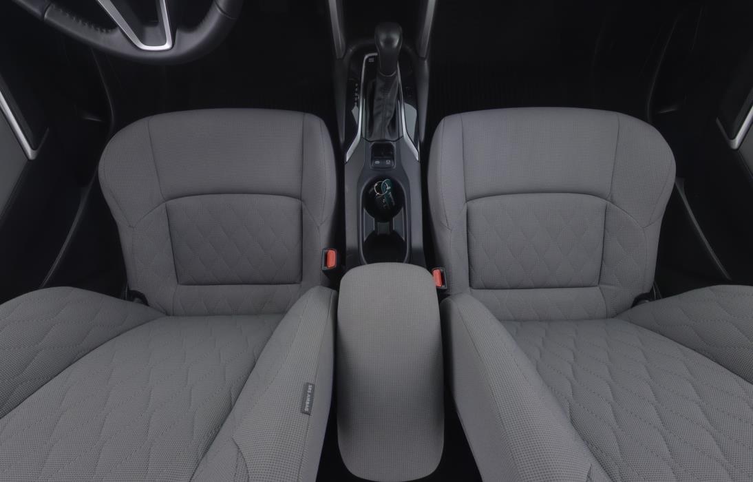 TOYOTA Corolla Cross 2024