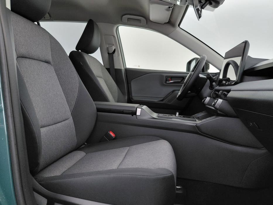 TOYOTA RAV4 2026