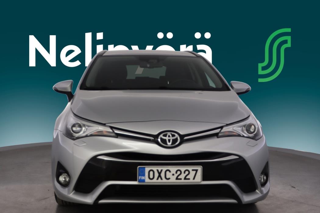 TOYOTA Avensis 2017