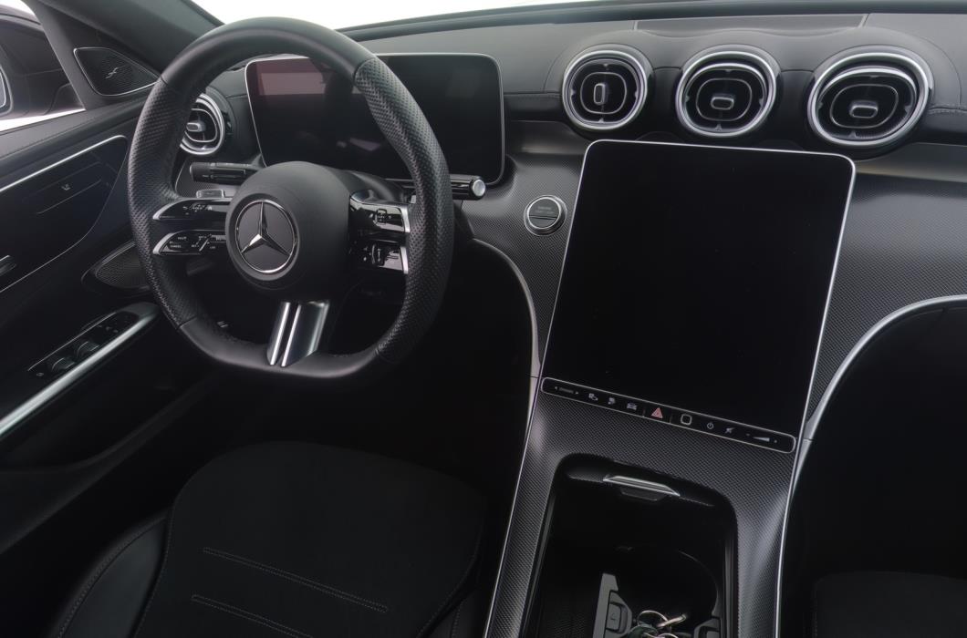 MERCEDES-BENZ C 2023