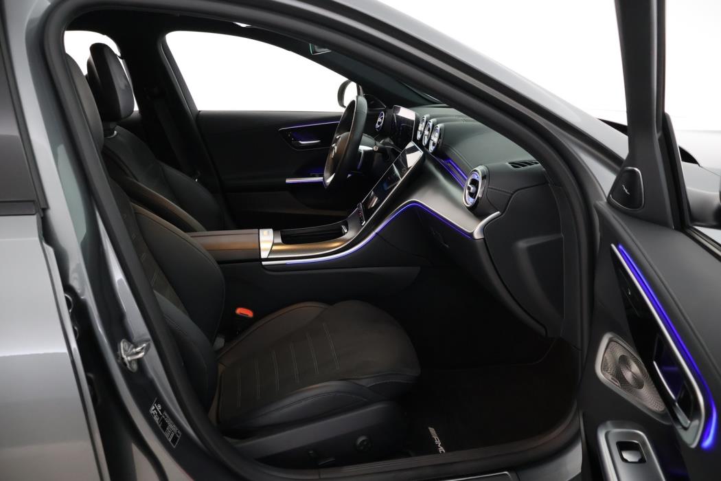 MERCEDES-BENZ C 2023