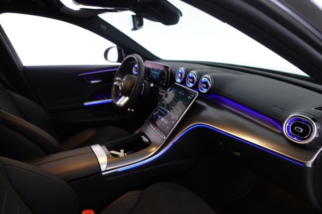 MERCEDES-BENZ C 2023