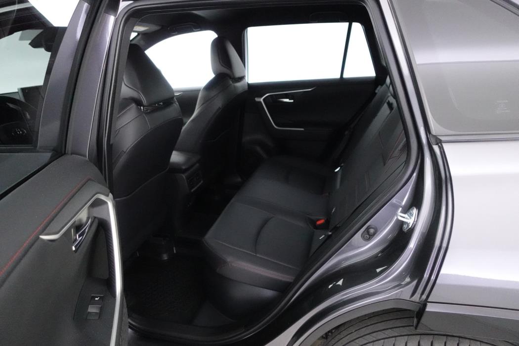TOYOTA RAV4 Plug-in 2021