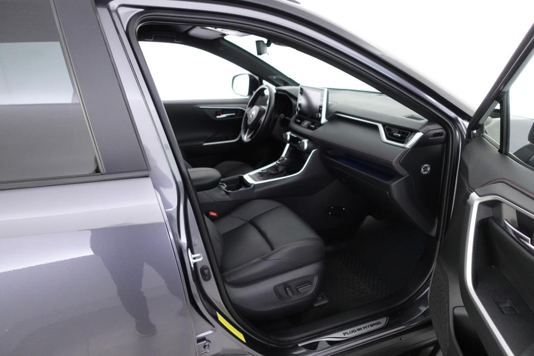 TOYOTA RAV4 Plug-in 2021