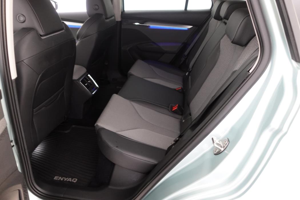 SKODA Enyaq 2023