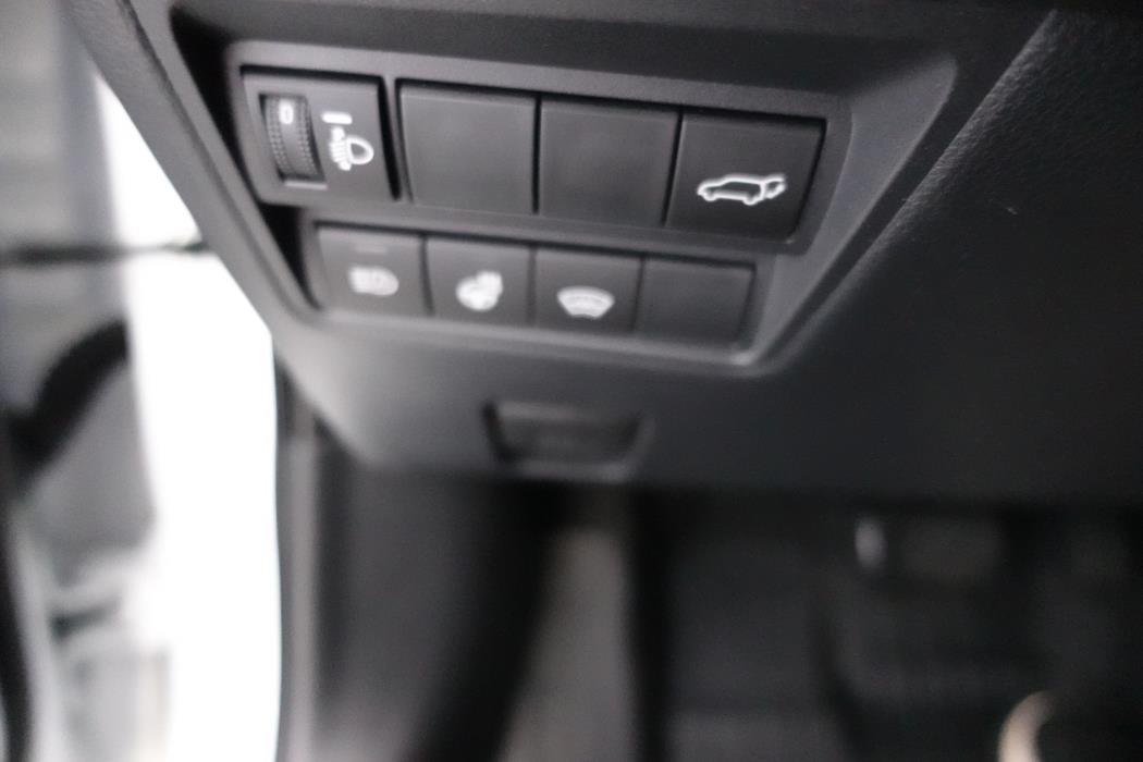 TOYOTA Yaris Cross 2025