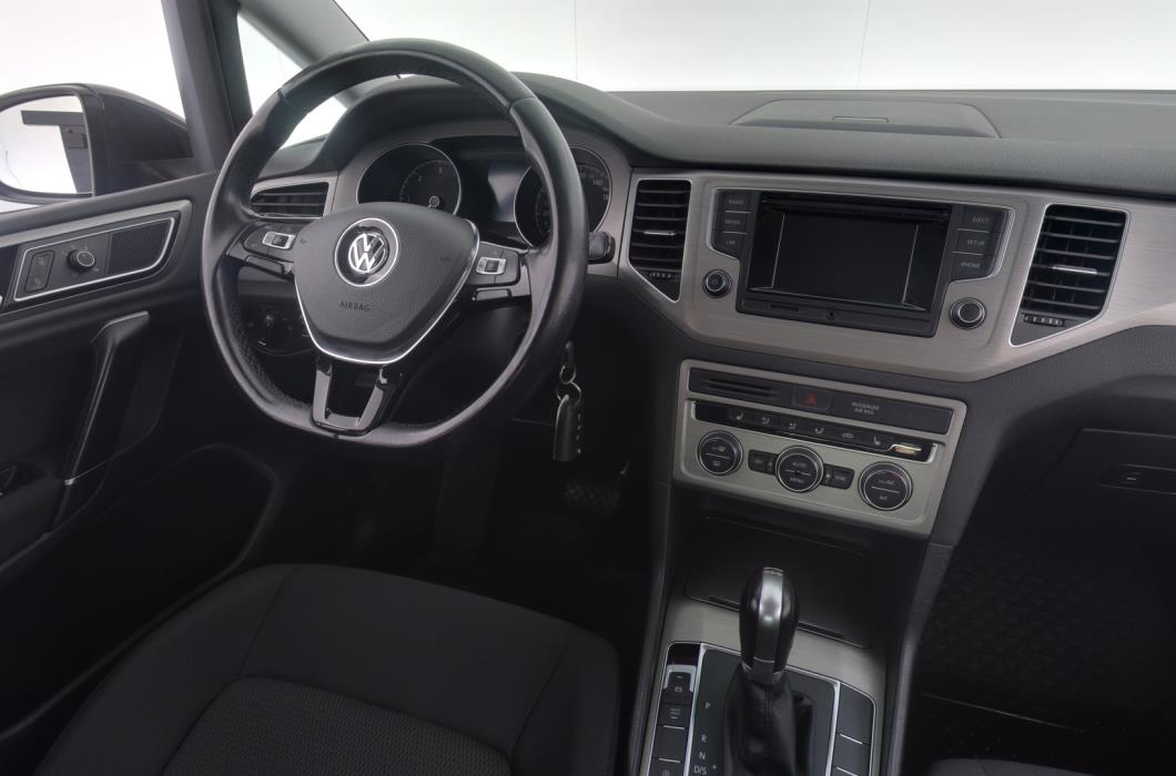 VOLKSWAGEN Golf Sportsvan 2016