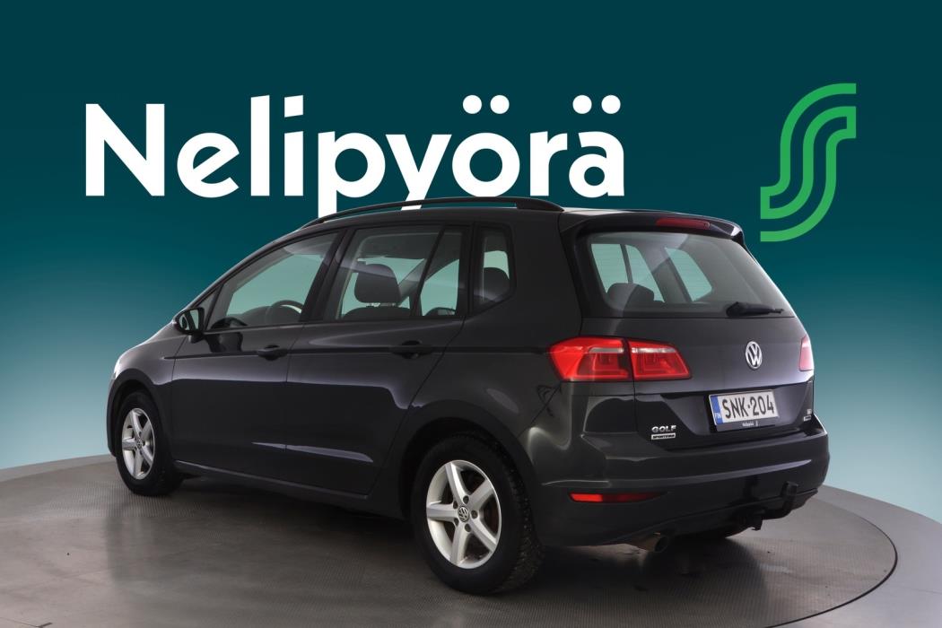 VOLKSWAGEN Golf Sportsvan 2016