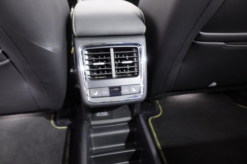 SKODA Enyaq 2022