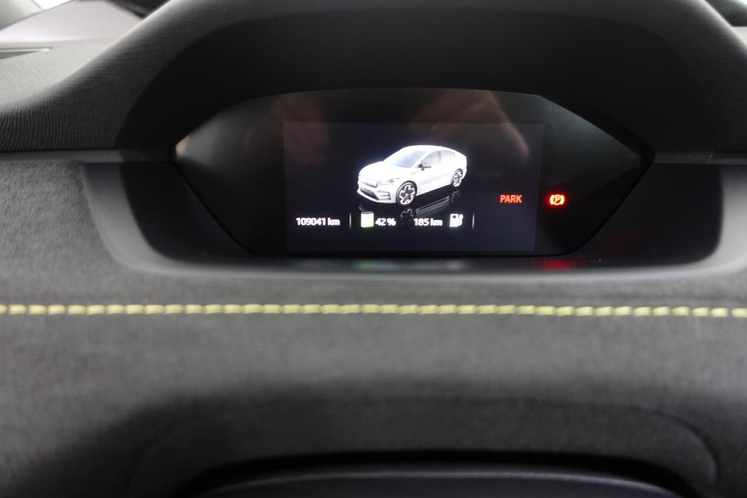 SKODA Enyaq 2022