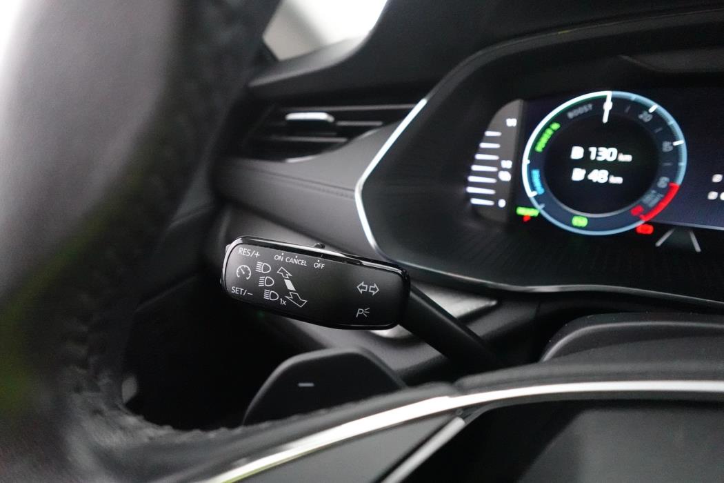 SKODA Octavia 2024