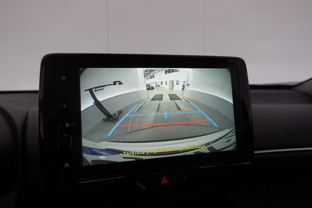 TOYOTA Yaris Cross 2025