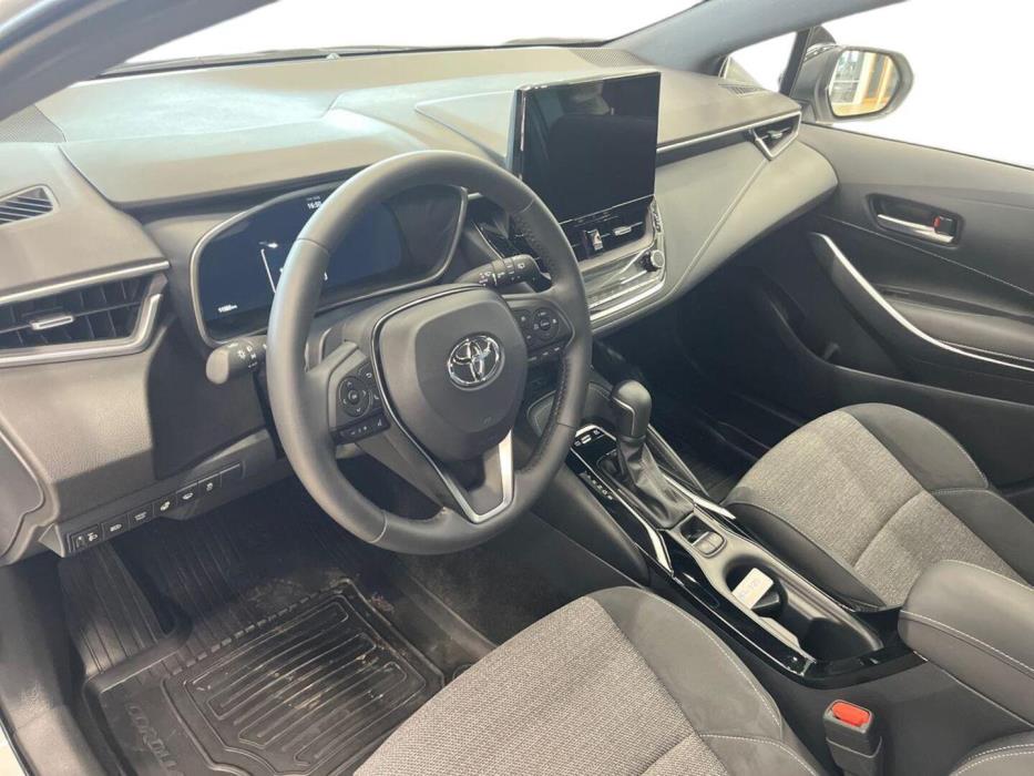 TOYOTA COROLLA 2025