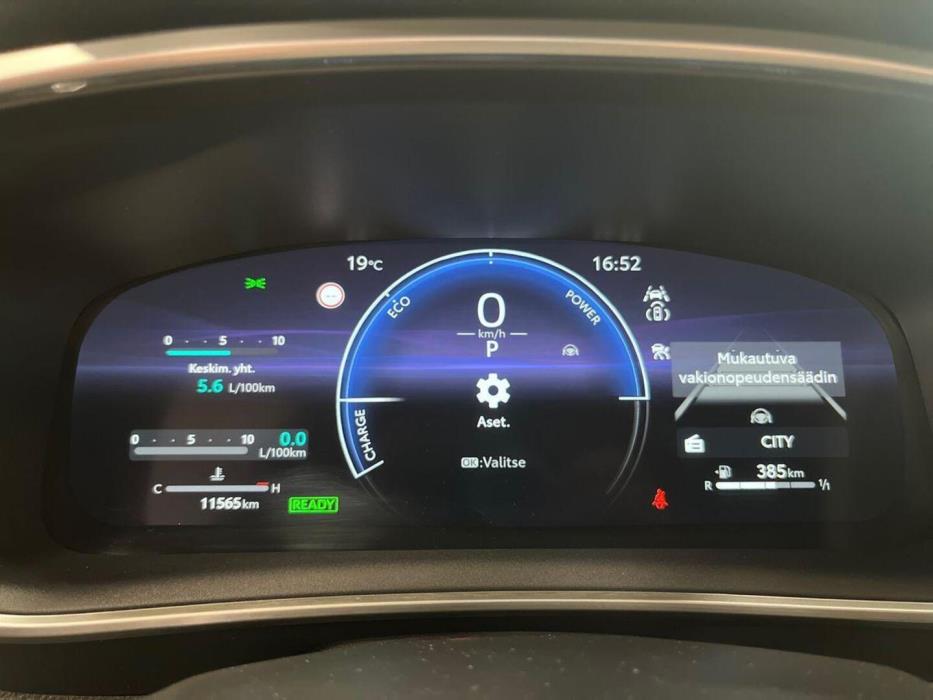 TOYOTA COROLLA 2025
