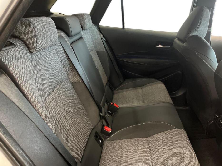 TOYOTA COROLLA 2025