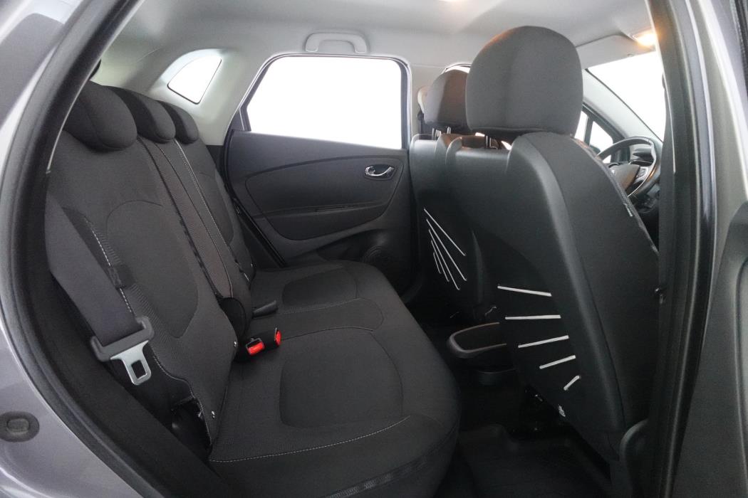 RENAULT Captur 2017