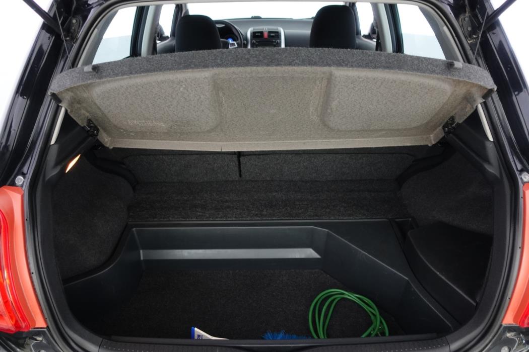 TOYOTA Auris 2010