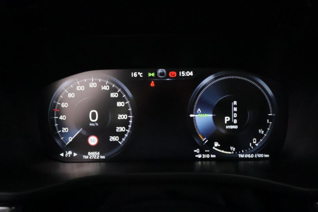 VOLVO XC60 2018