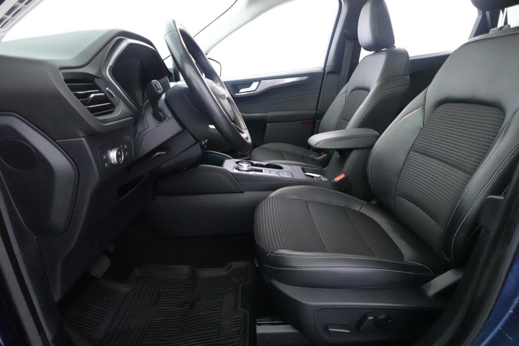 FORD Kuga 2022