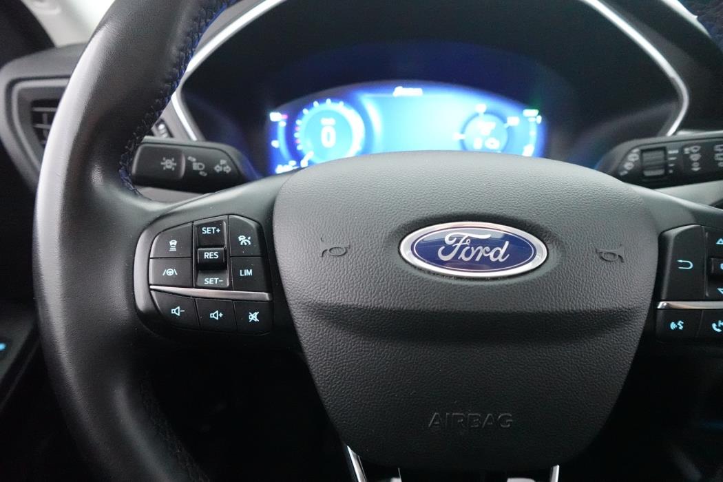FORD Kuga 2022
