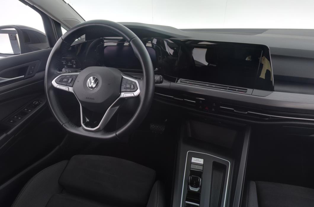 VOLKSWAGEN Golf 2020