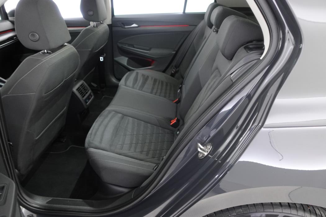 VOLKSWAGEN Golf 2020