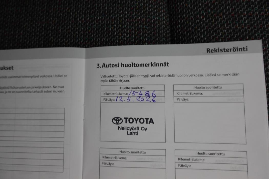 TOYOTA COROLLA 2025