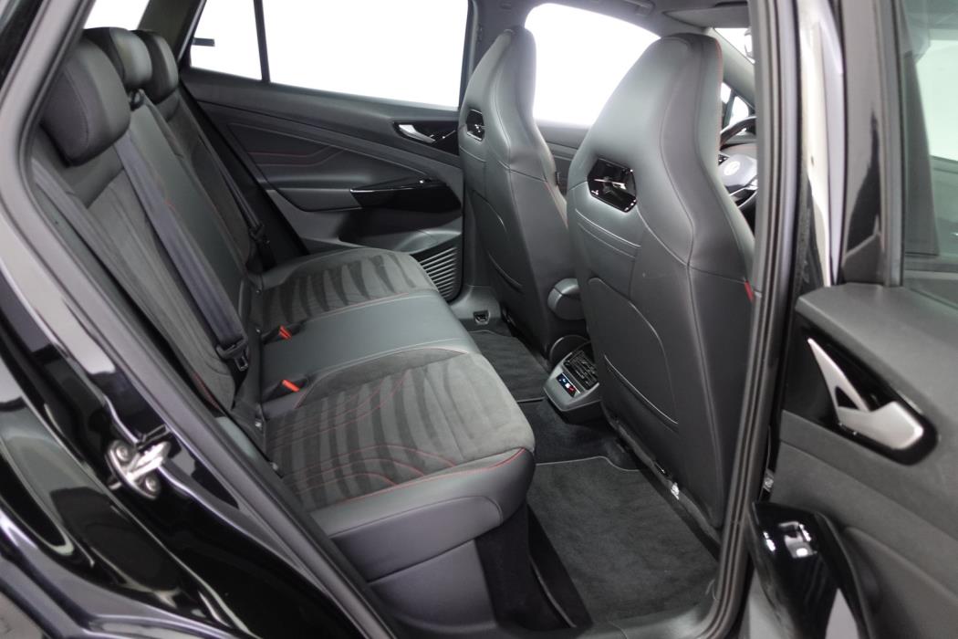 VOLKSWAGEN ID.4 2023