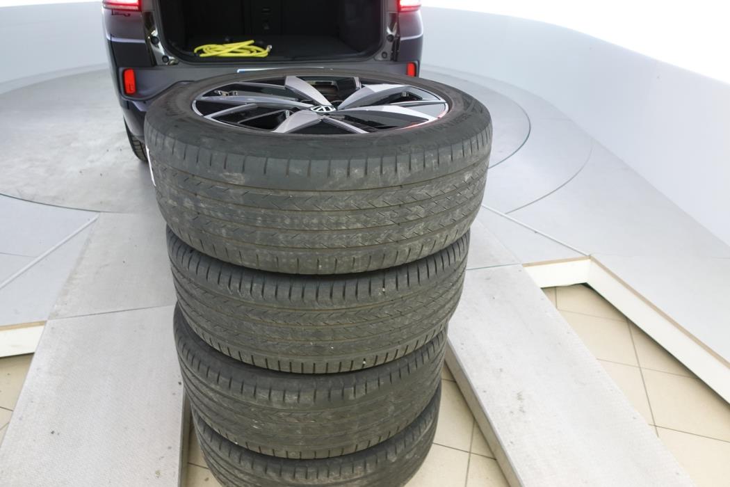 VOLKSWAGEN ID.4 2023