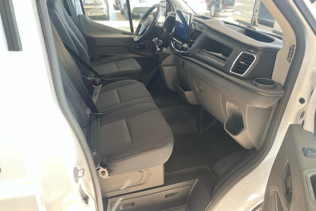 FORD TRANSIT 2025