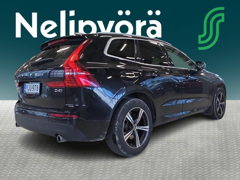 VOLVO XC60 2018