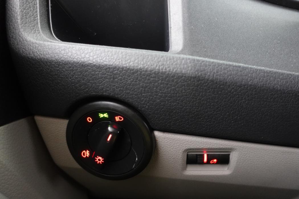 VOLKSWAGEN Transporter 2018