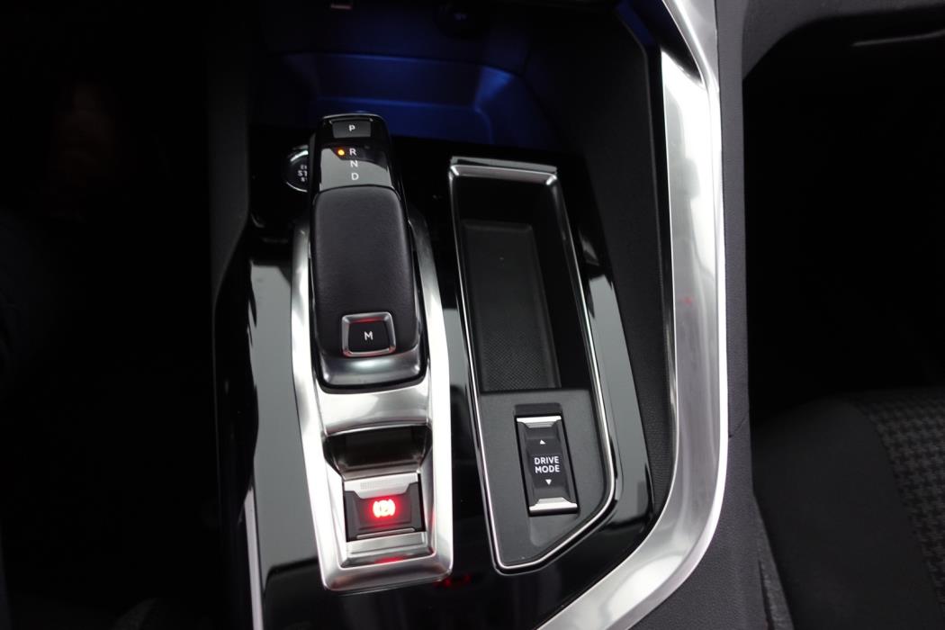 PEUGEOT 3008 2022
