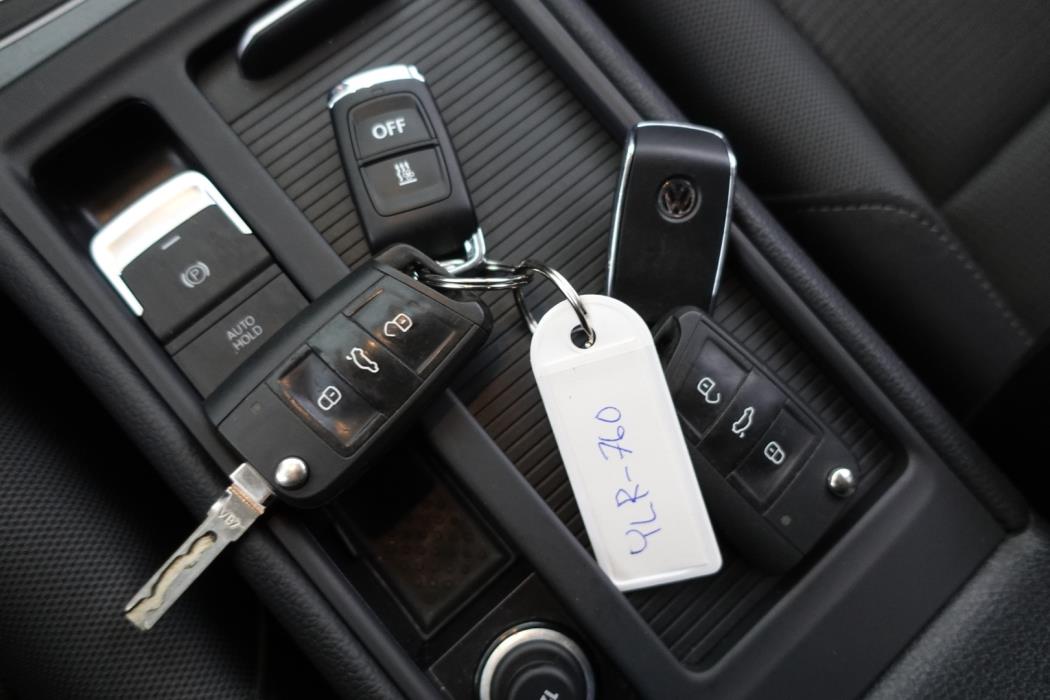 VOLKSWAGEN Golf 2020