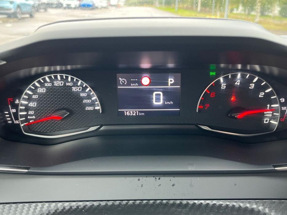 PEUGEOT 2008 2023