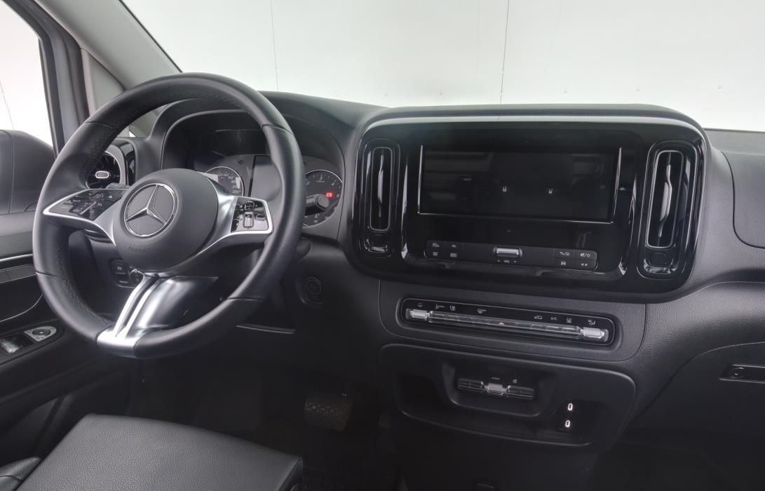 MERCEDES-BENZ Vito 2024