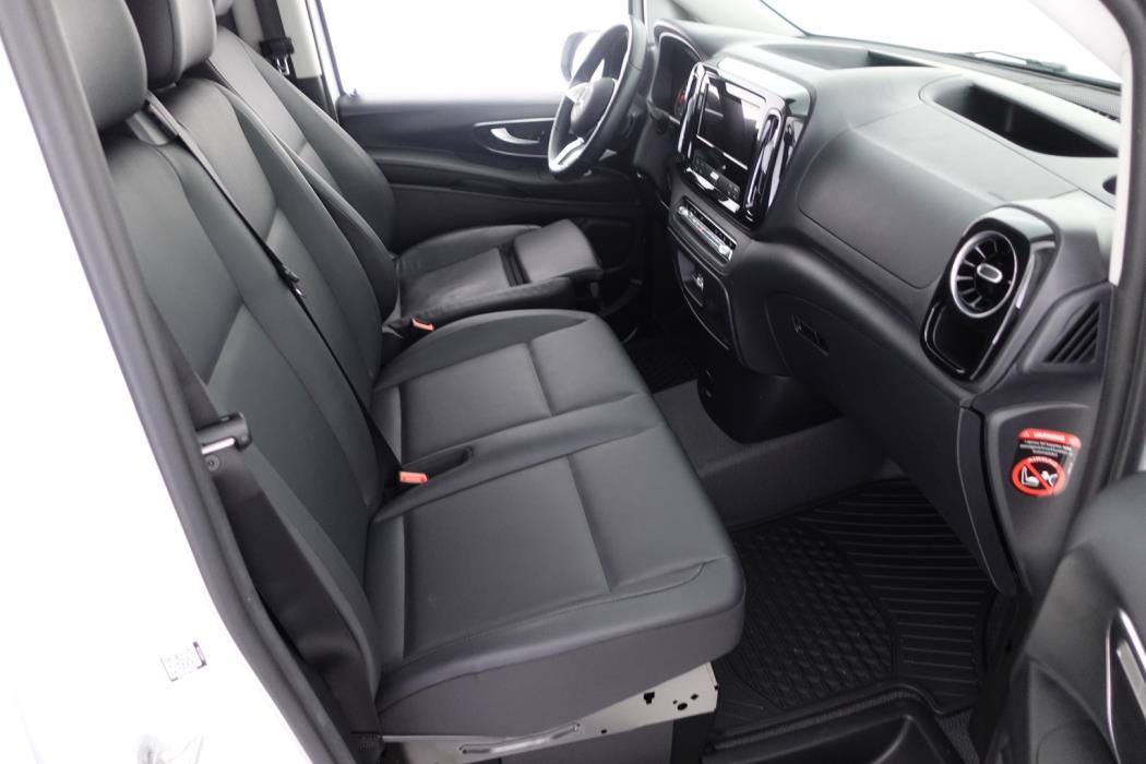 MERCEDES-BENZ Vito 2024