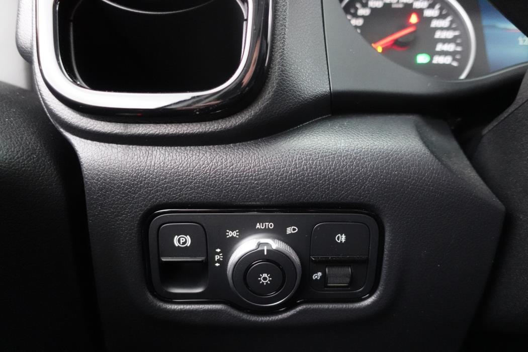 MERCEDES-BENZ Vito 2024