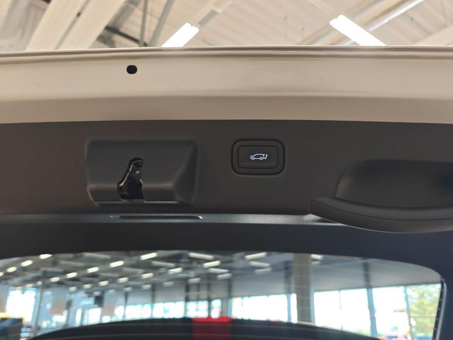 HYUNDAI KONA Electric 2027