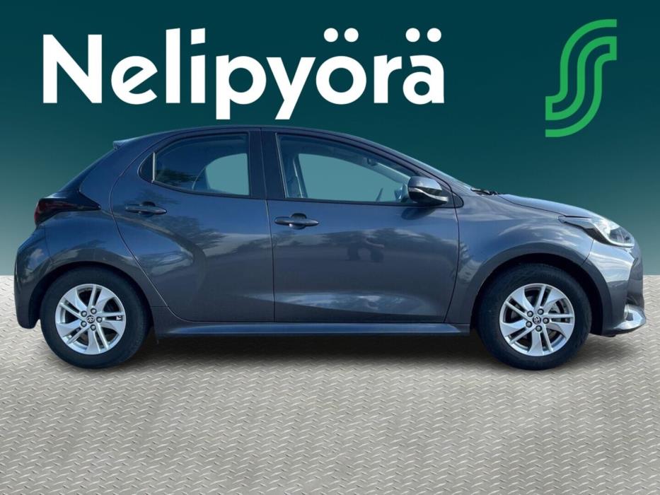 TOYOTA Yaris 2024