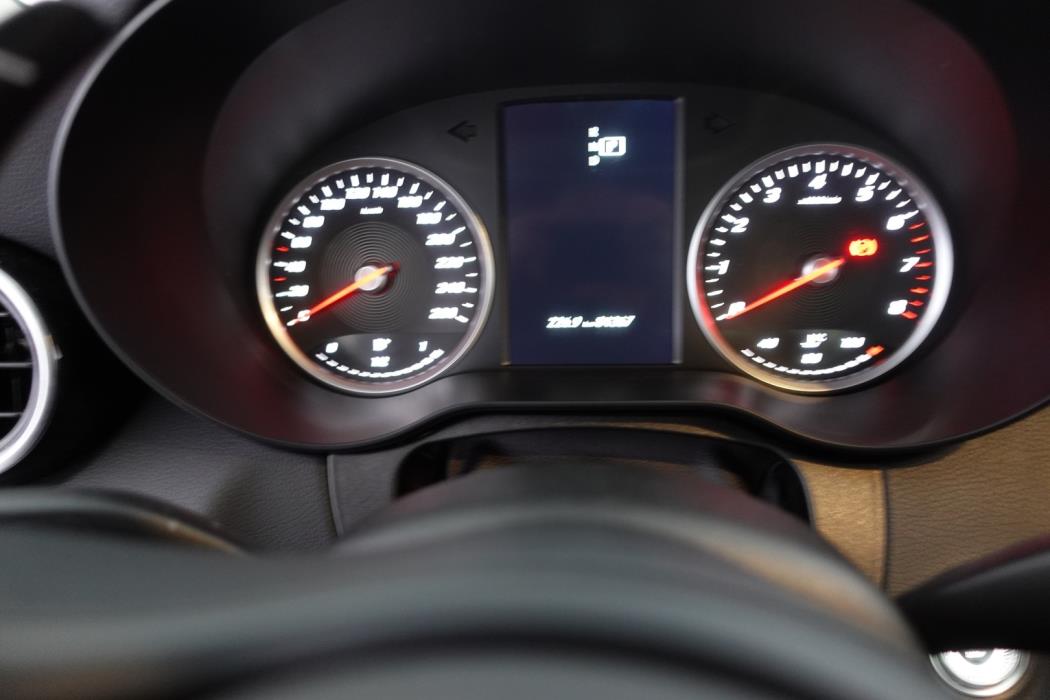 MERCEDES-BENZ C 2018