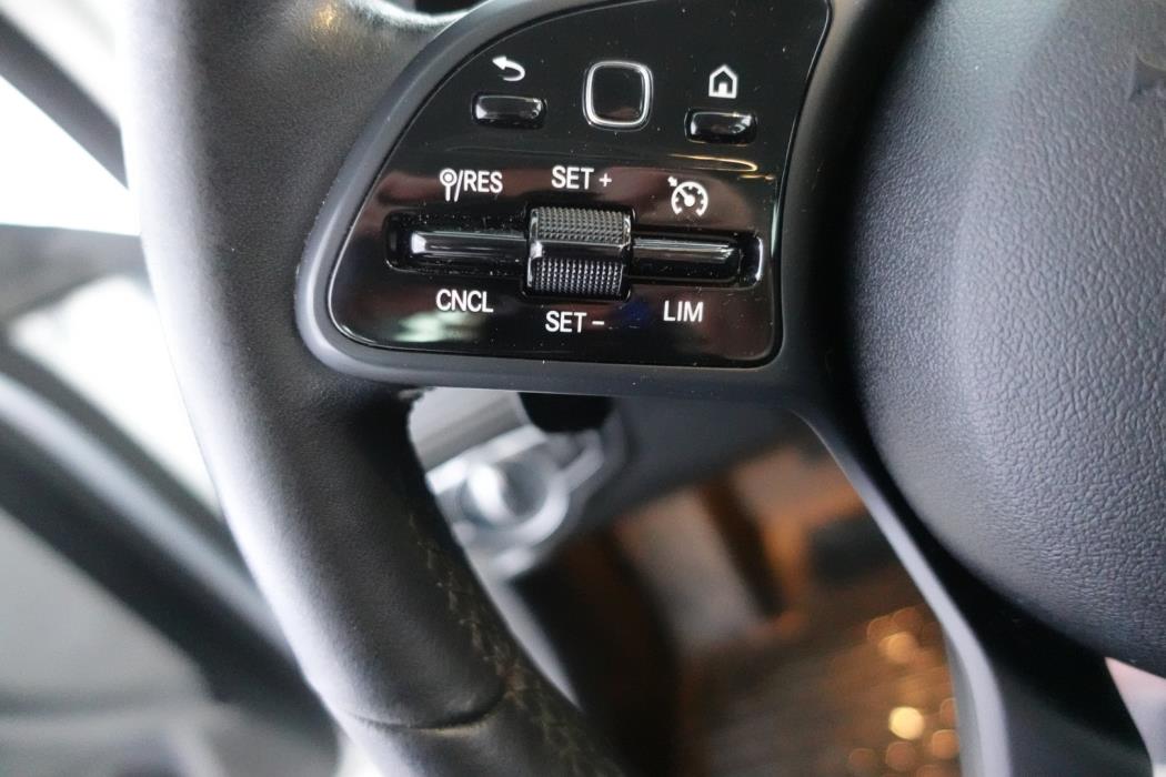 MERCEDES-BENZ C 2018