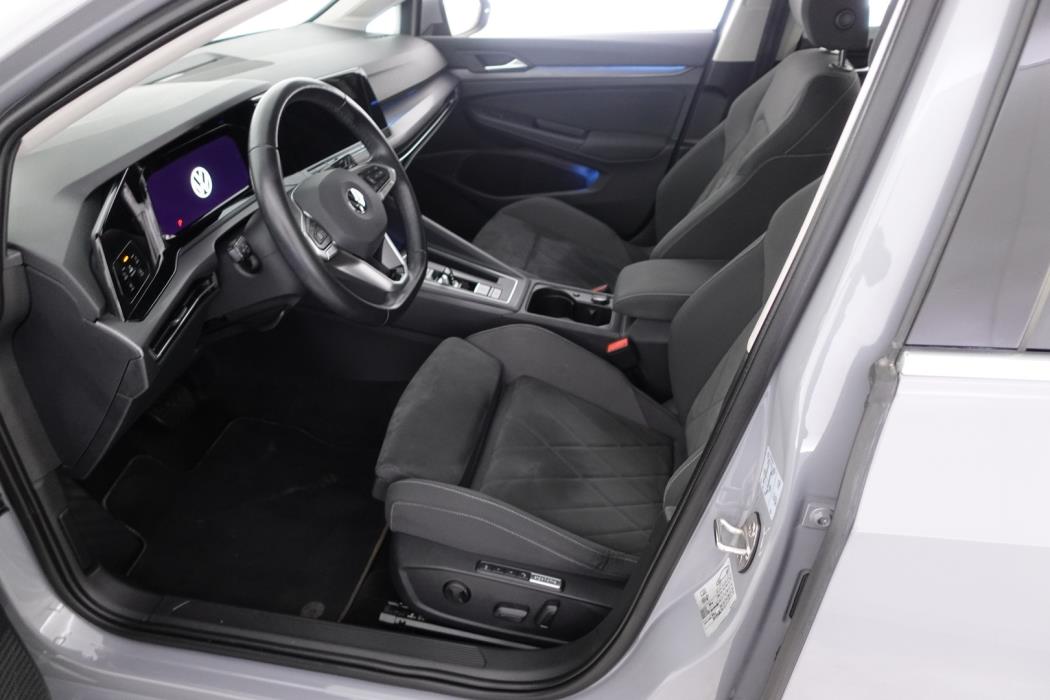 VOLKSWAGEN Golf 2020