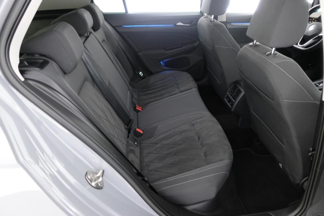 VOLKSWAGEN Golf 2020