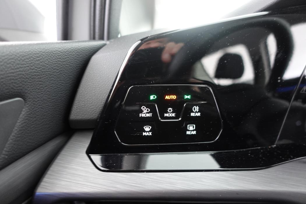 VOLKSWAGEN Golf 2020