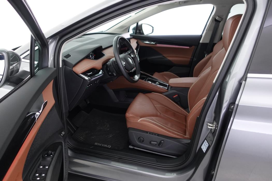 SKODA Enyaq 2022