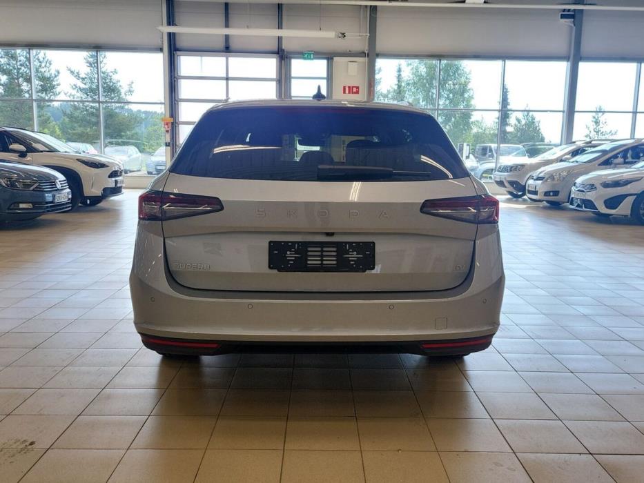 SKODA SUPERB 2026