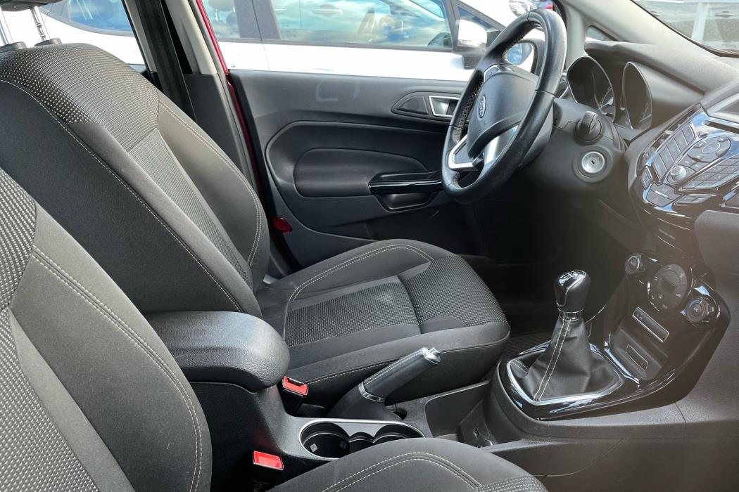 FORD Fiesta 2016