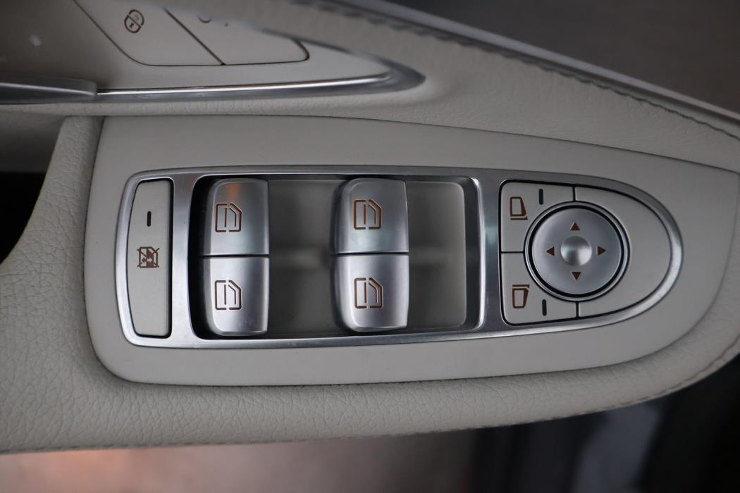 MERCEDES-BENZ C 2015