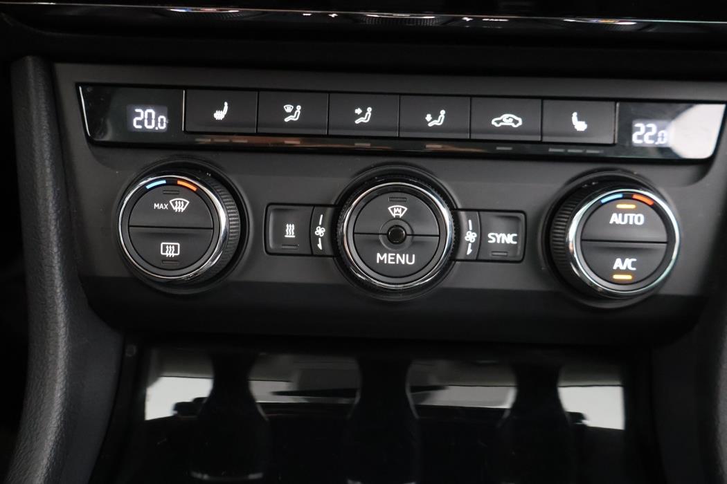 SKODA Superb 2017